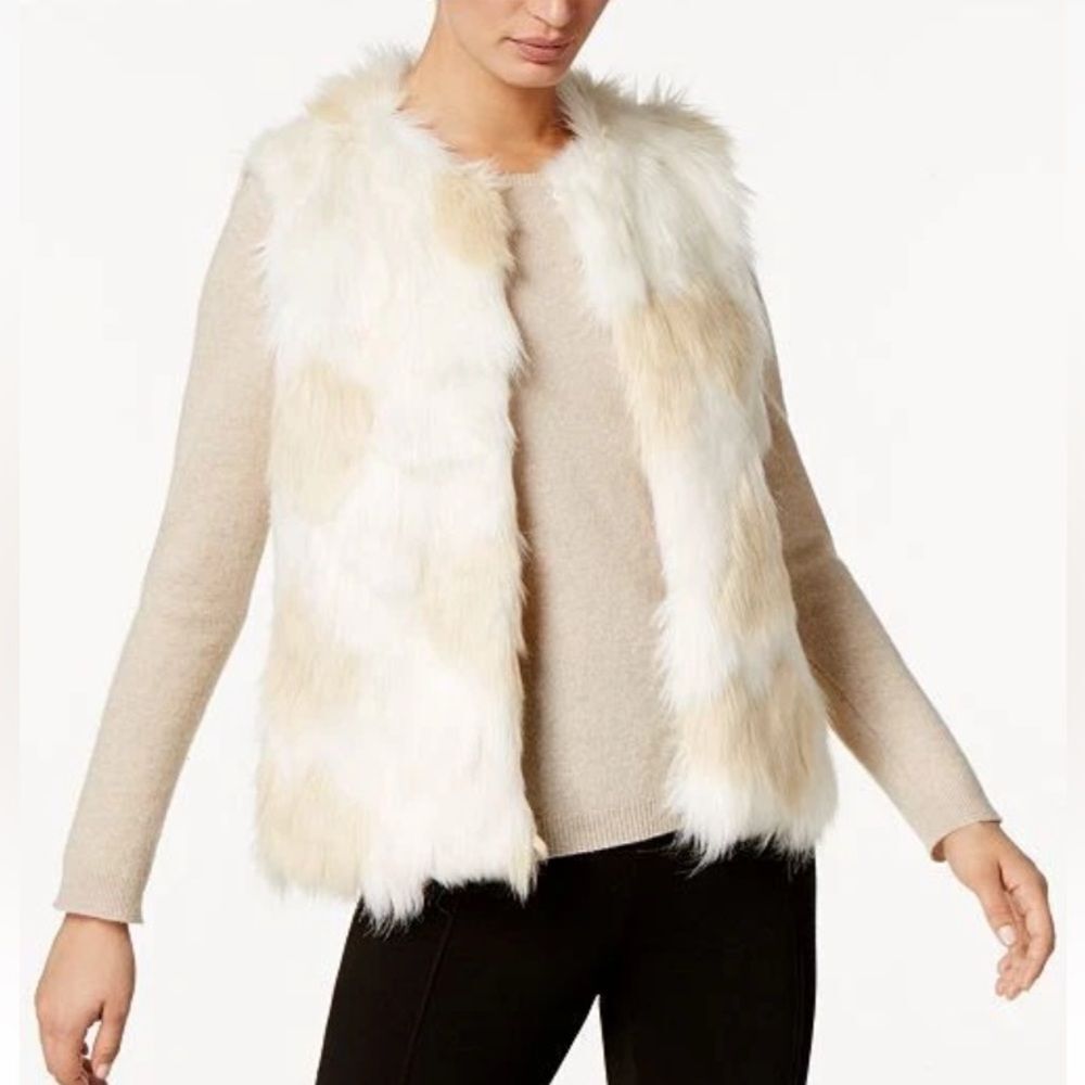 INC Ivory & Tan Faux Fur Front Knit Ribbed Sleeveless Vest Top S/M